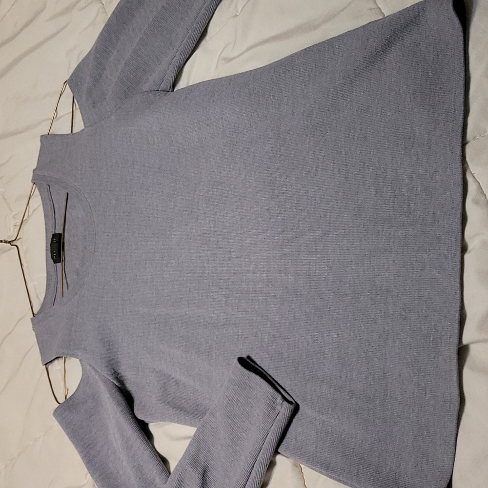 Cold shoulder top❤